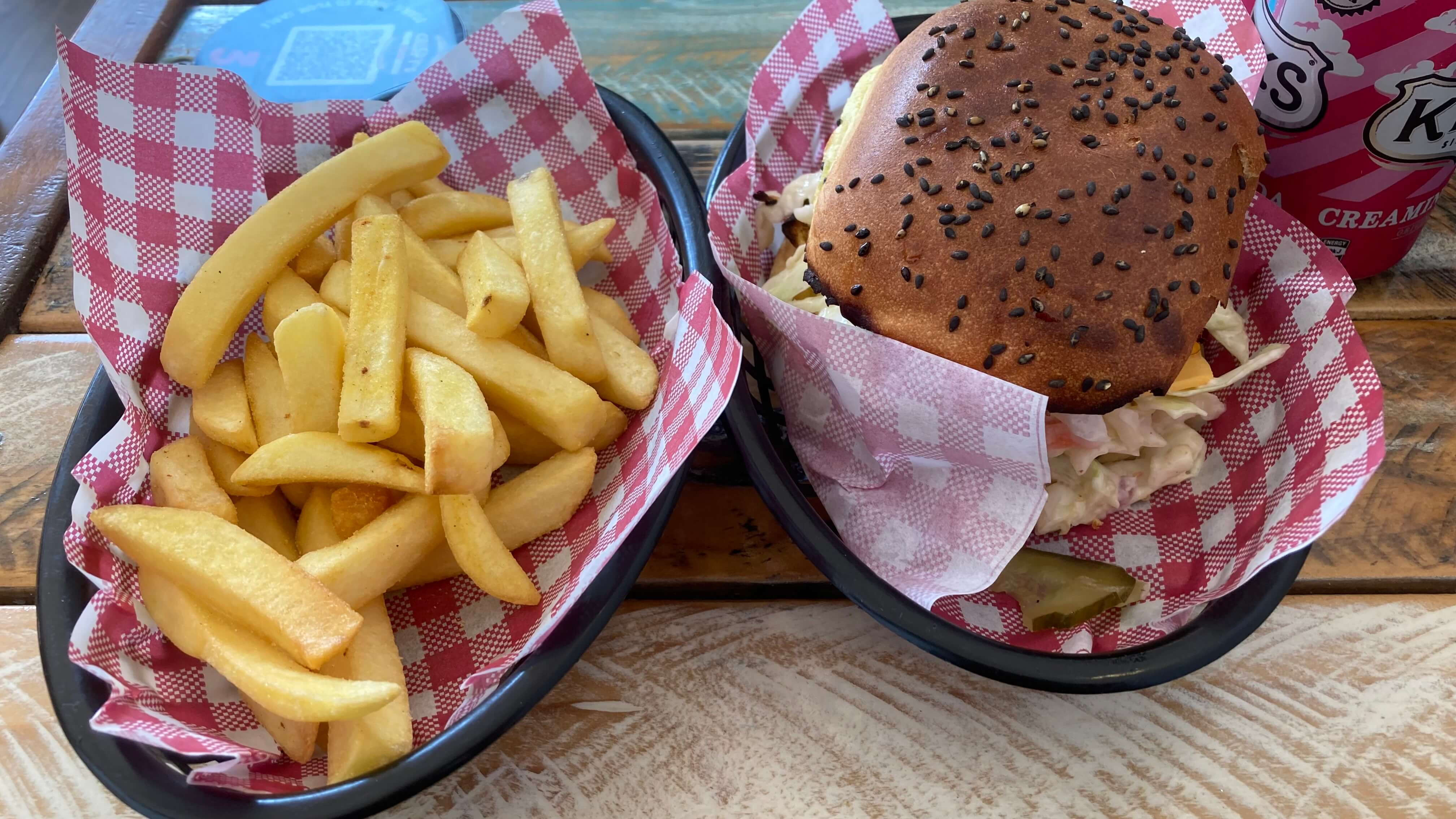 Garden Chicken Burger, Golden Fries