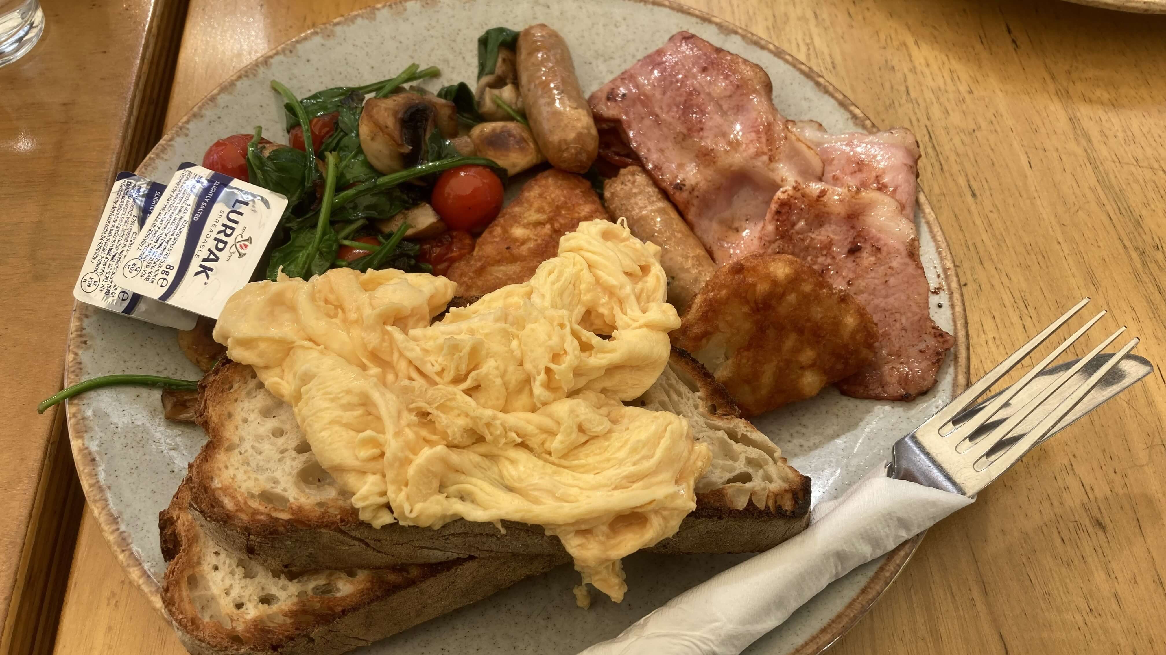 Flinderz Big Breakfast