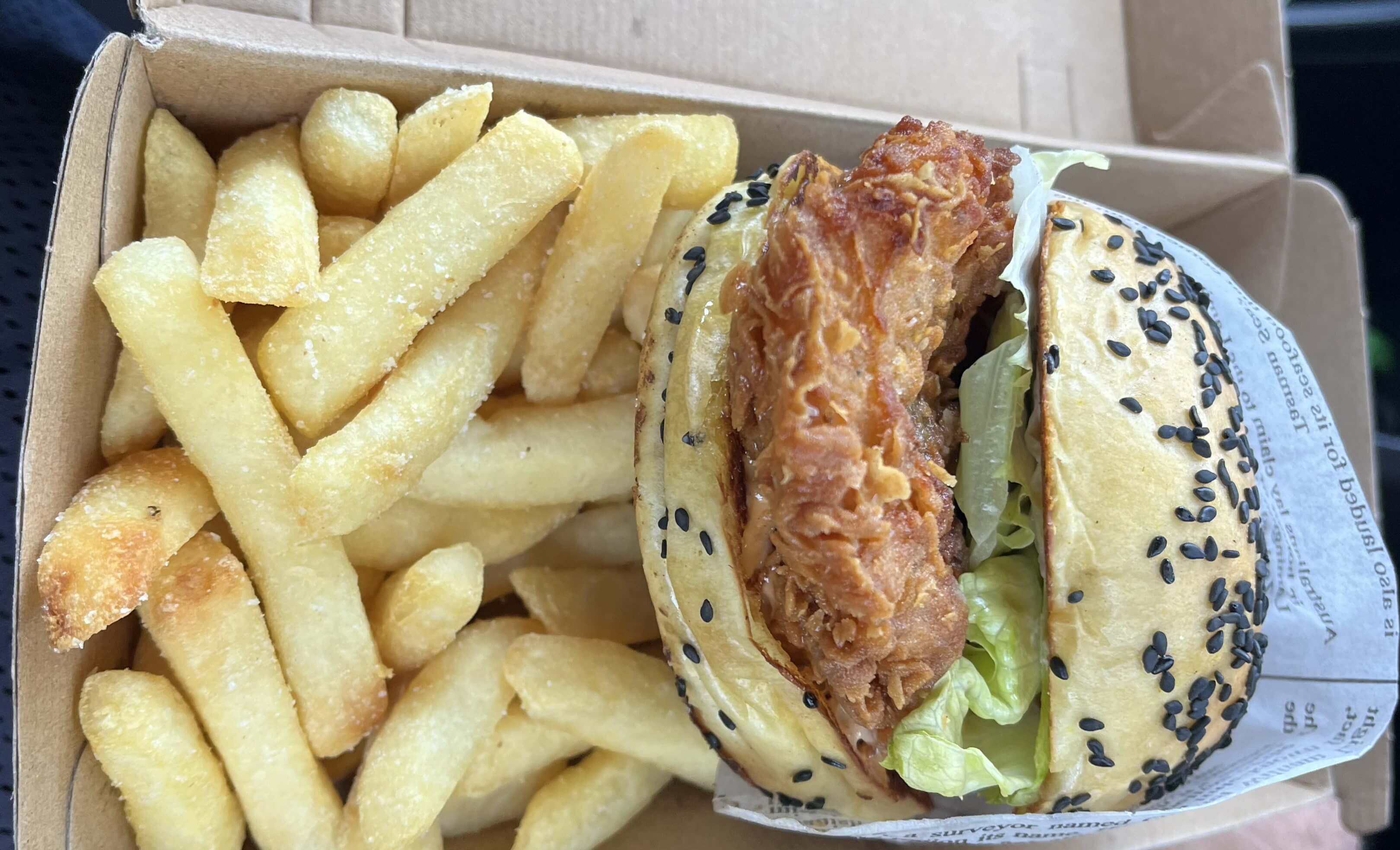Spicy Chicken Burger, Chips