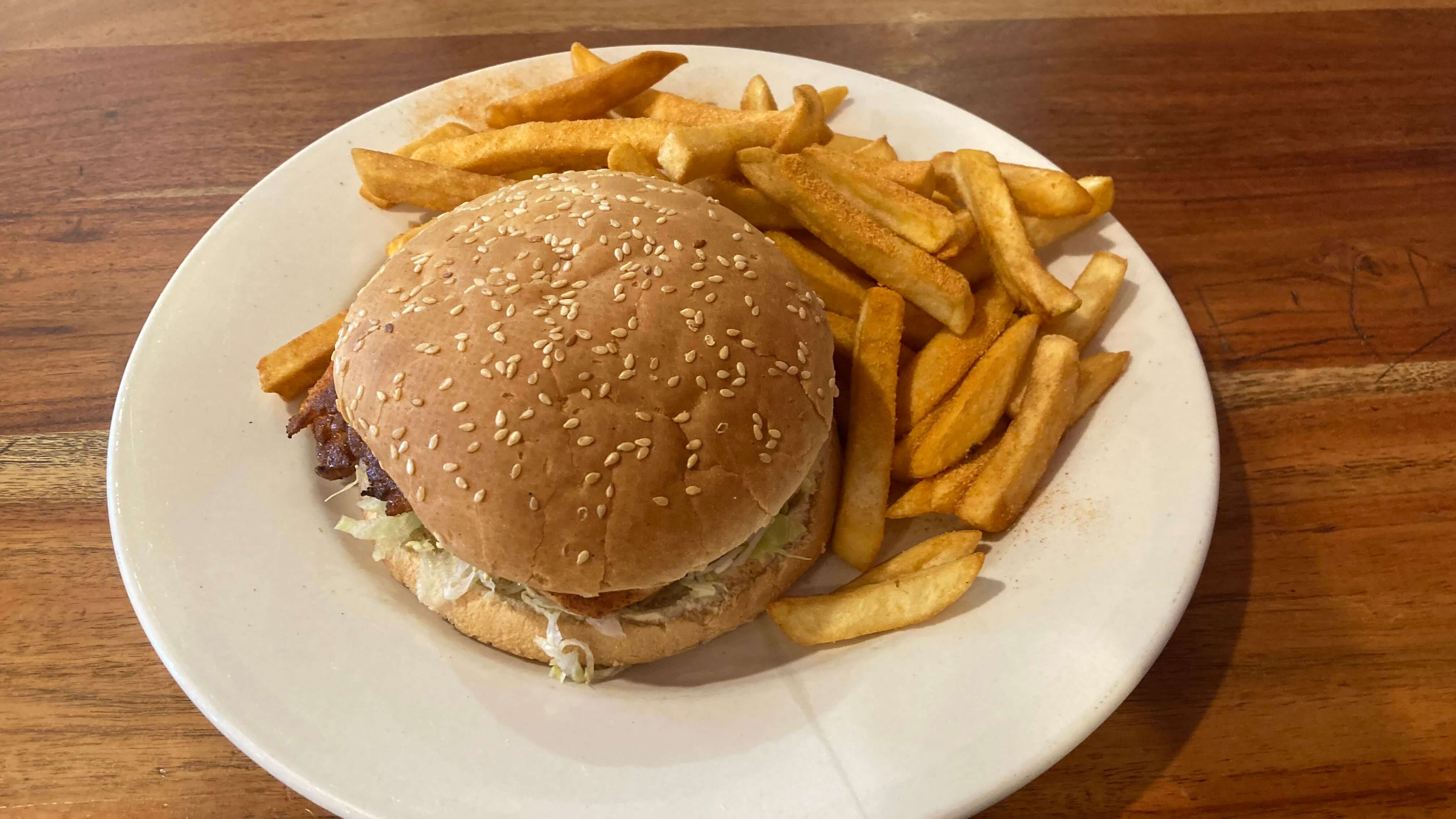 Chicken Burger (Dynamite), Chips