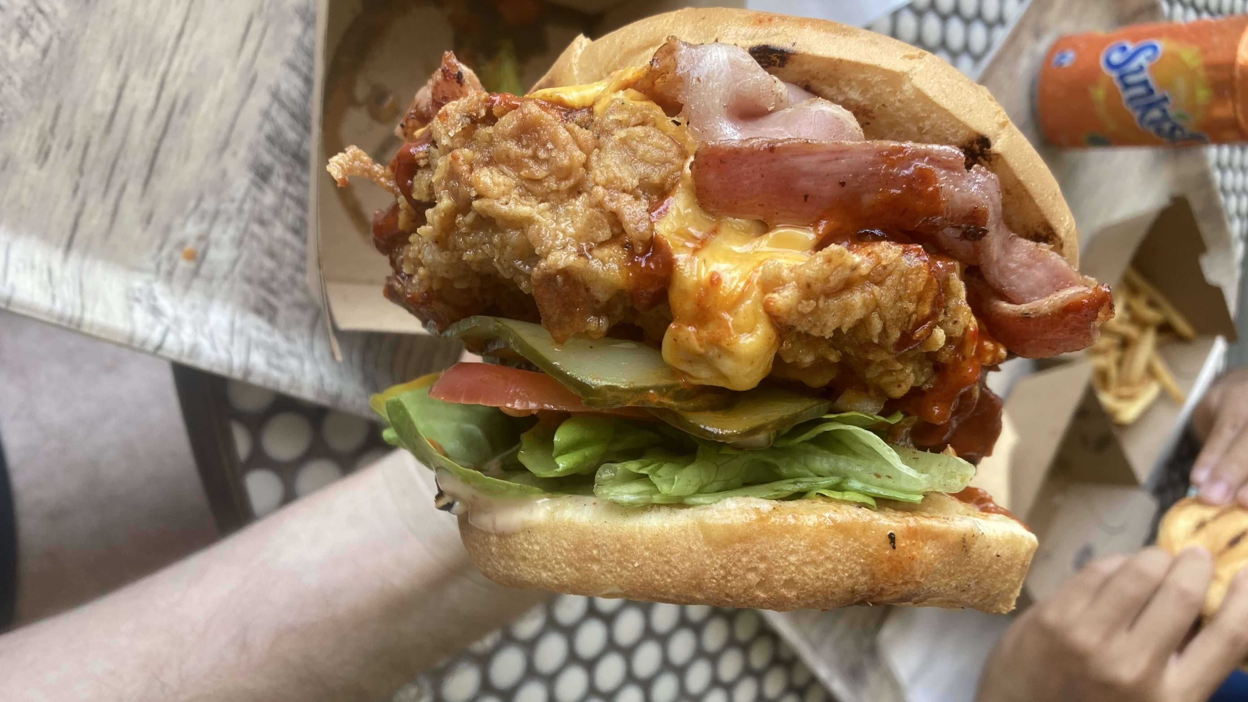 Thuggs Fried Nashville Burger